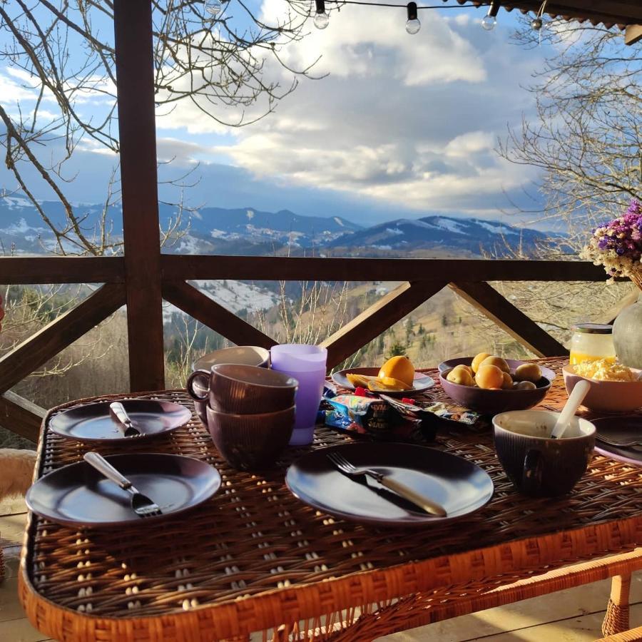 Lavender Valley Chalet *